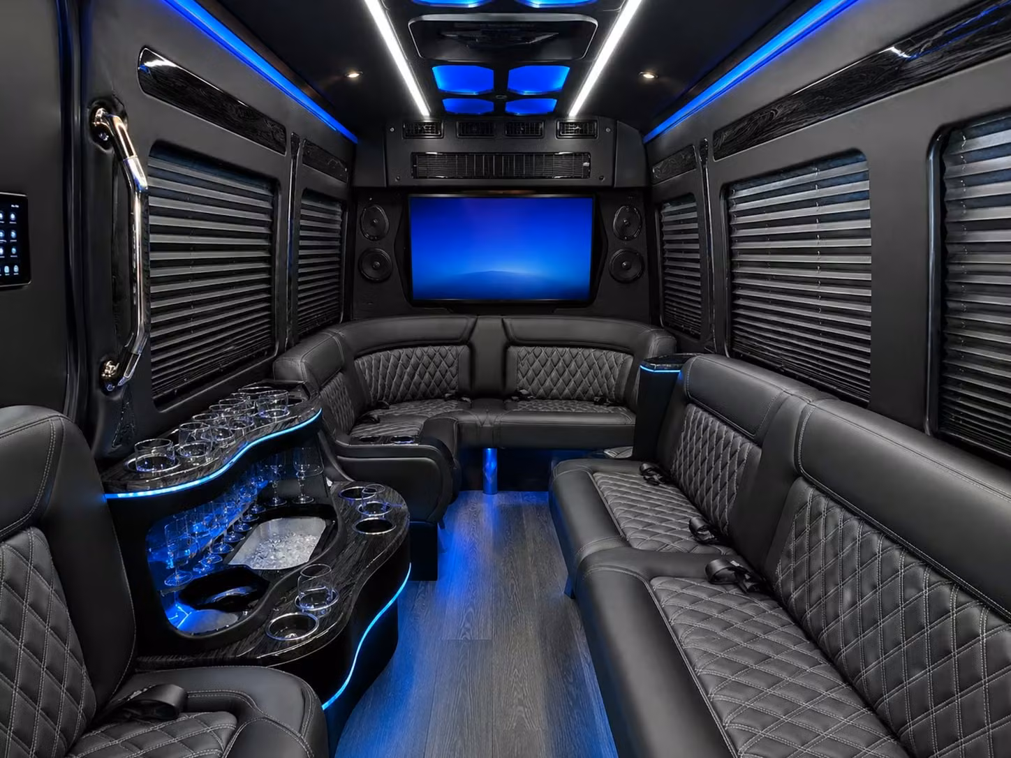 airport shuttle transportation for corporate groups flying into dfw or love field